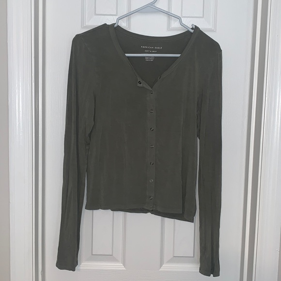 American Eagle Outfitters Tops - American Eagle button long sleeve